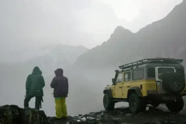 Offroad Ervaring Bij Het Marathon Meer Met 4x4 Voertuigen En Lunch Naar Een Griekse Taverne